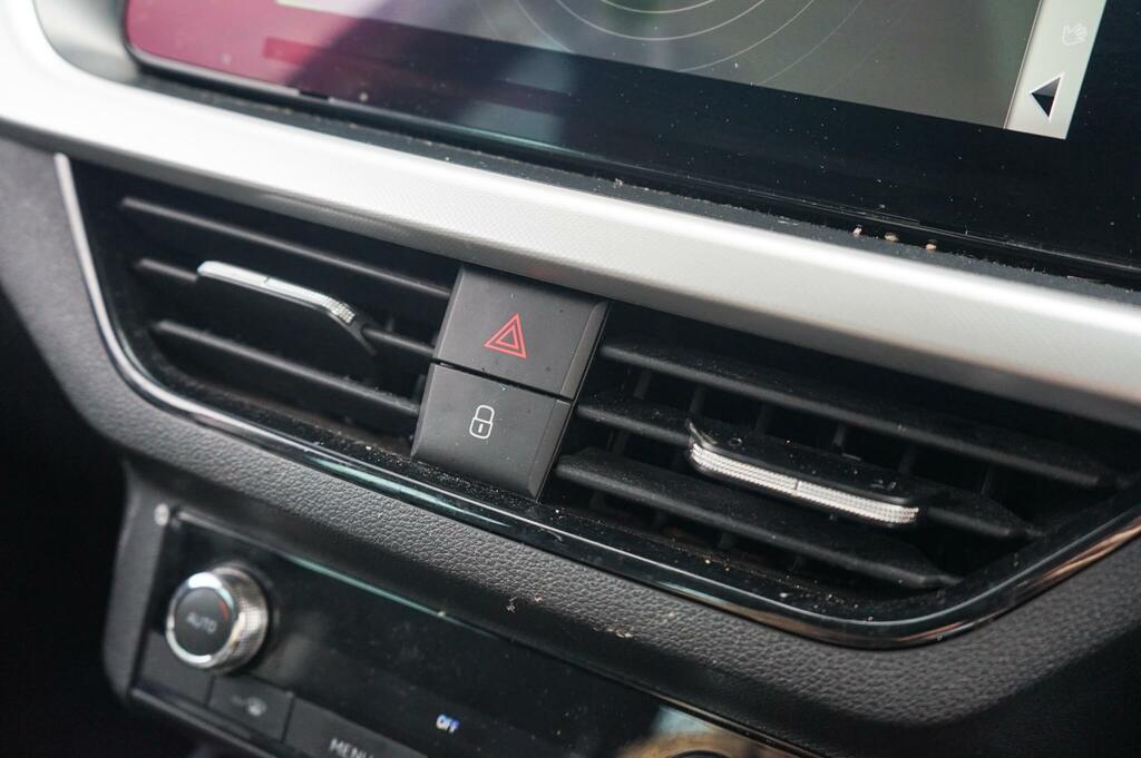 Skoda Kamiq Suv Black #28