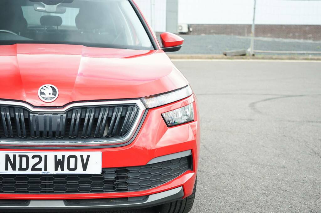 Skoda Kamiq Suv Black #11
