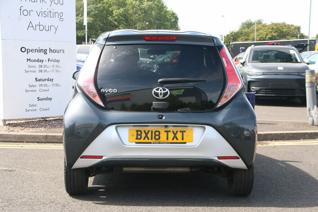Toyota Aygo 1.0 Vvt-i X-style Grey #3