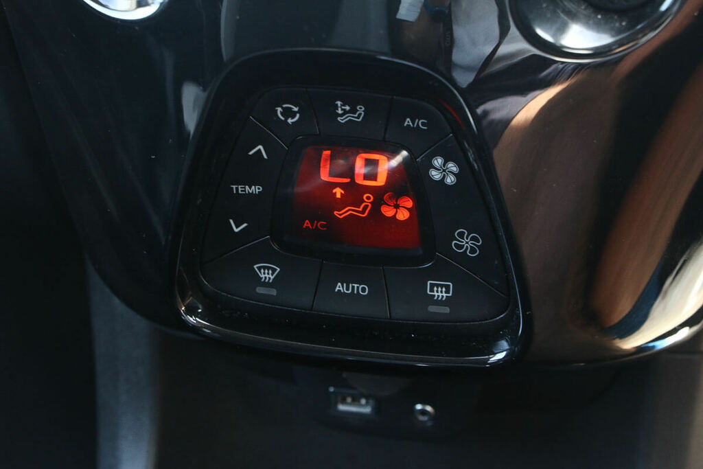 Toyota Aygo Red #9