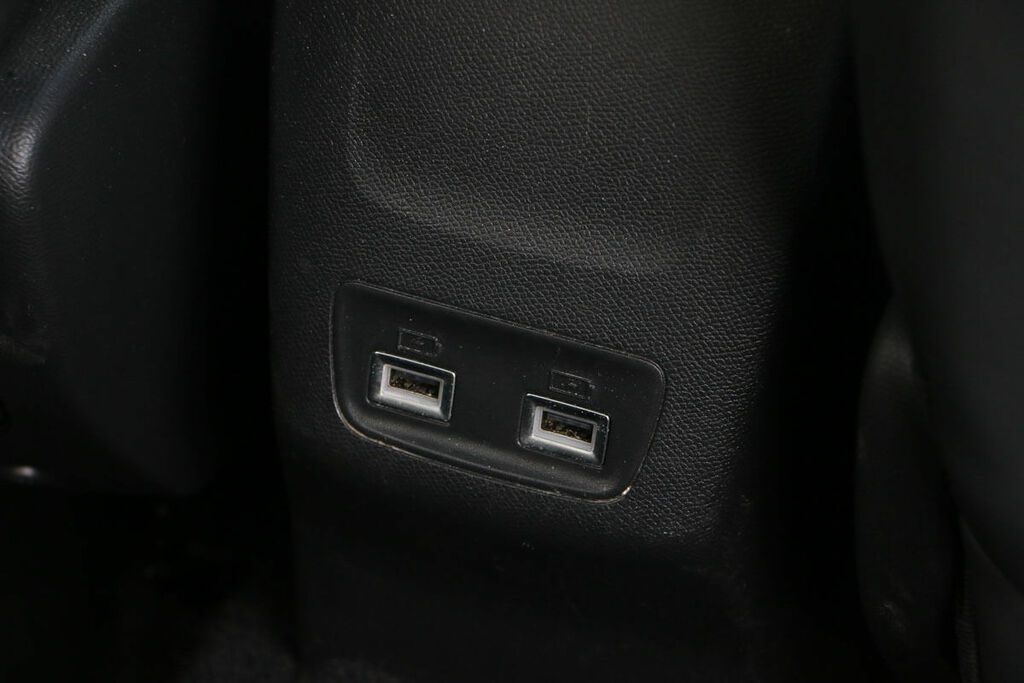 Peugeot 2008 1.2 Puretech Allure Premium Blue #20