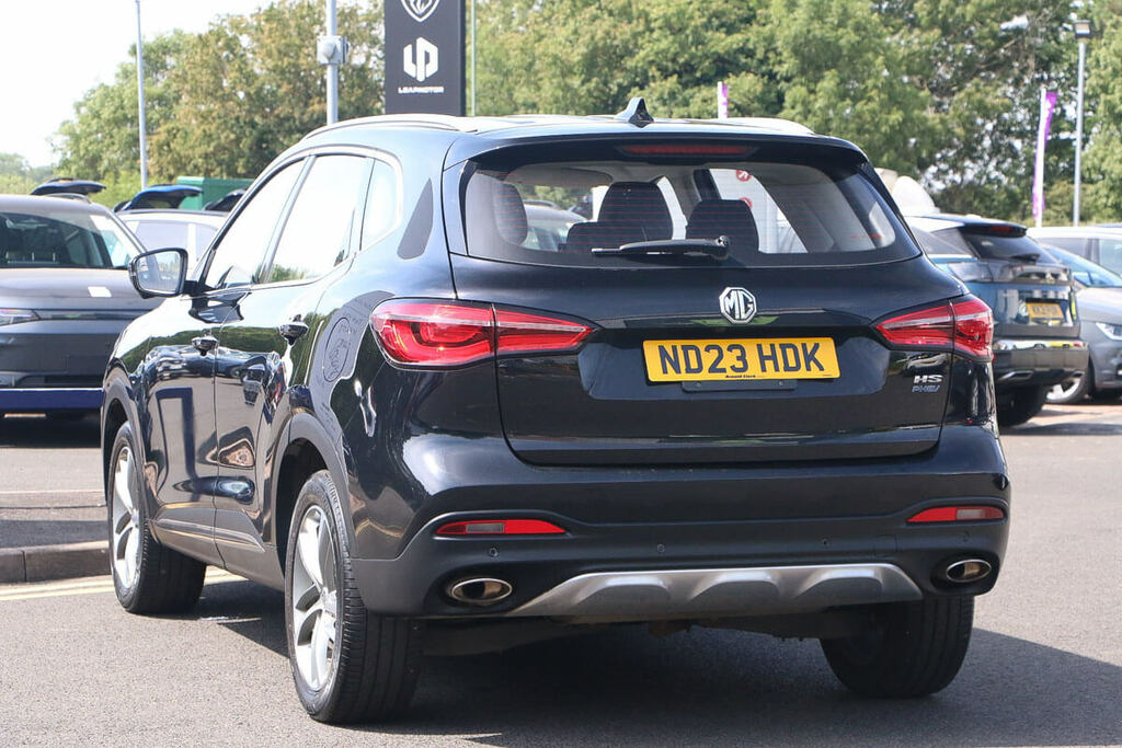 MG HS 1.5 T-gdi Phev Excite Black #4