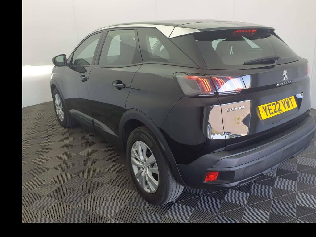 Peugeot 3008 1.2 Puretech Active Premium Black #3