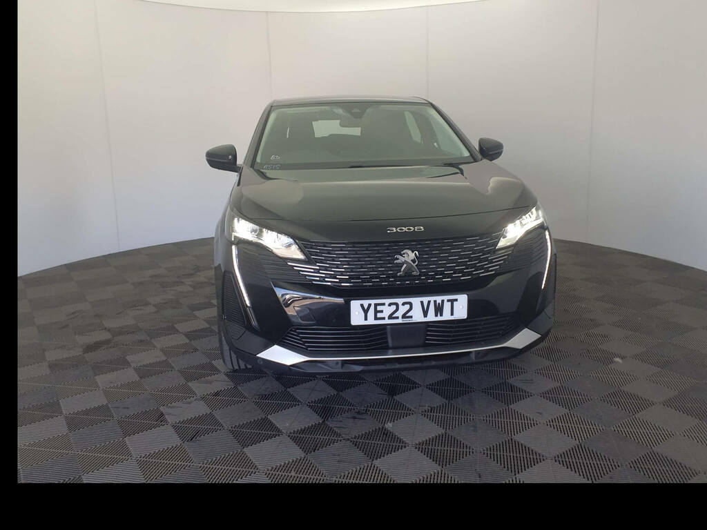 Peugeot 3008 1.2 Puretech Active Premium Black #2