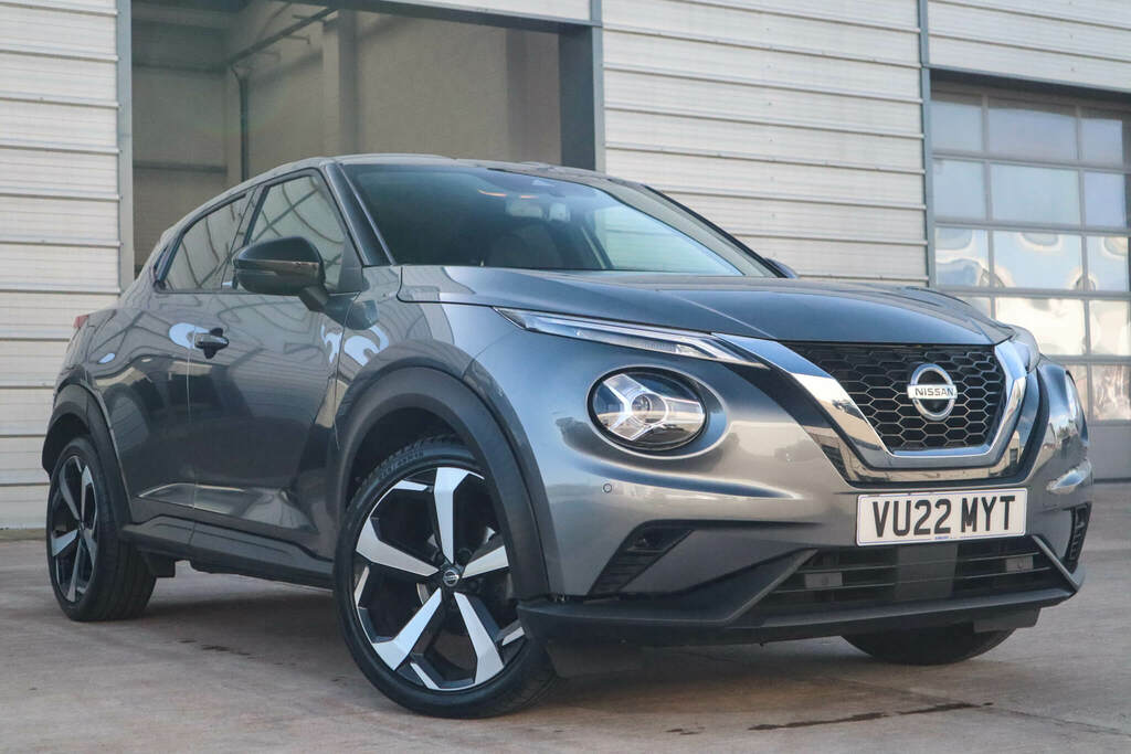 Nissan Juke 1.0 Dig-t 114 N-connecta Red #1