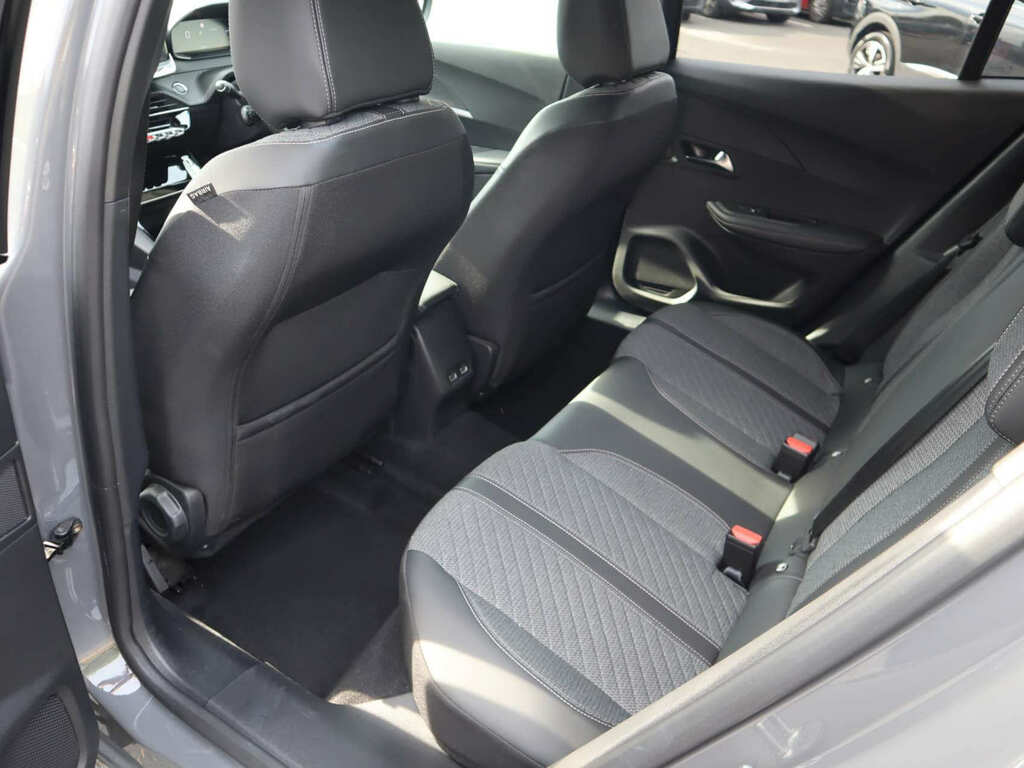 Peugeot 2008 1.2 Puretech 130 Gt Eat8 Grey #28