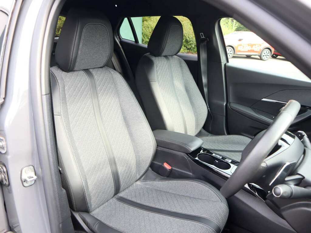 Peugeot 2008 1.2 Puretech 130 Gt Eat8 Grey #18
