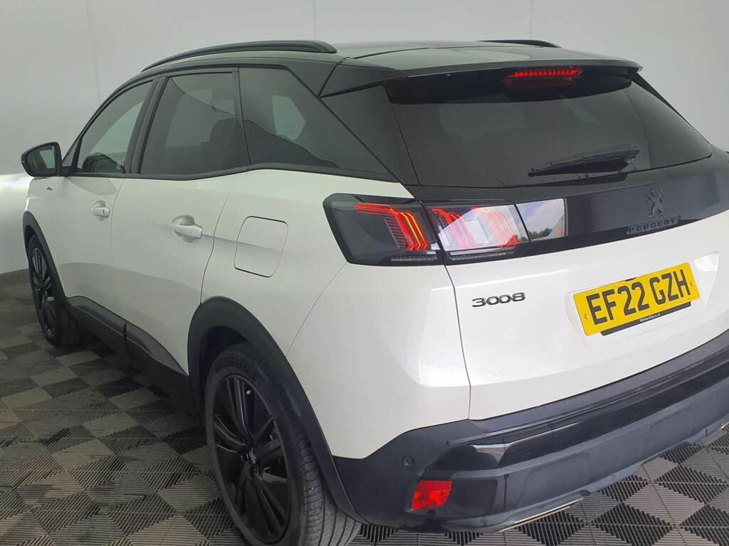 Peugeot 3008 Hybrid 225 E-eat8 8-Speed White #3