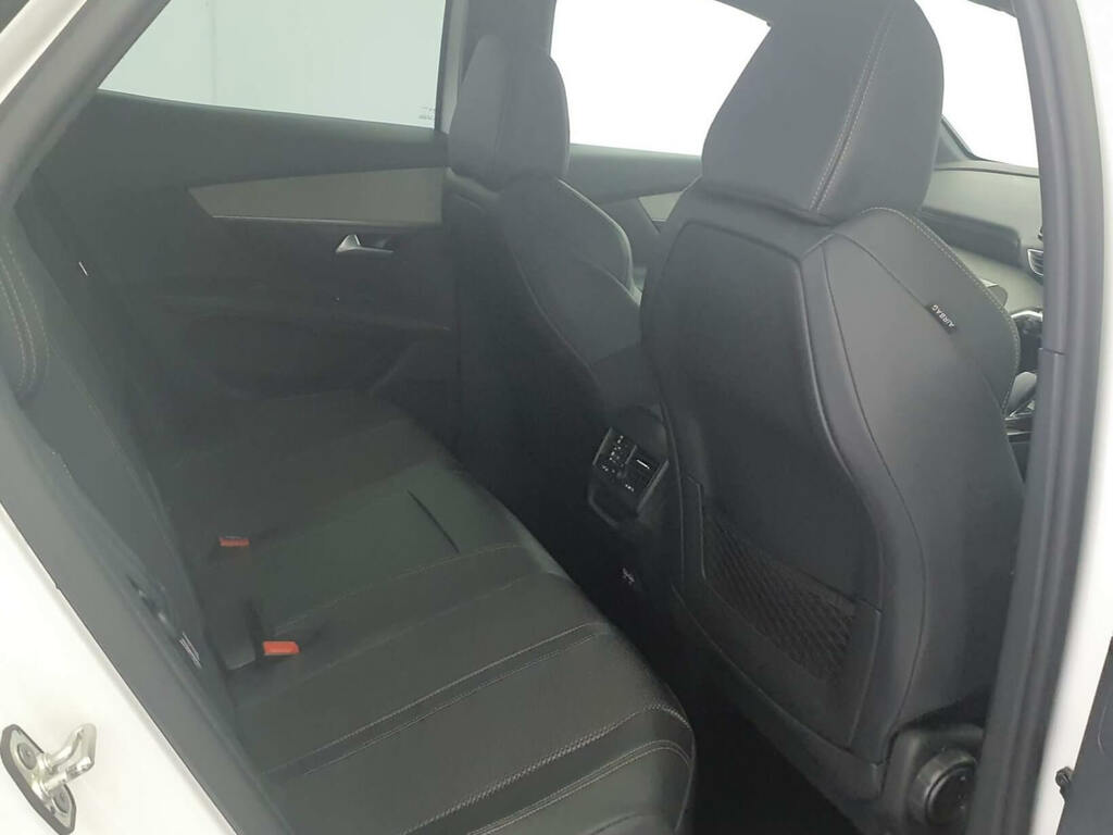 Peugeot 3008 Hybrid 225 E-eat8 8-Speed White #6