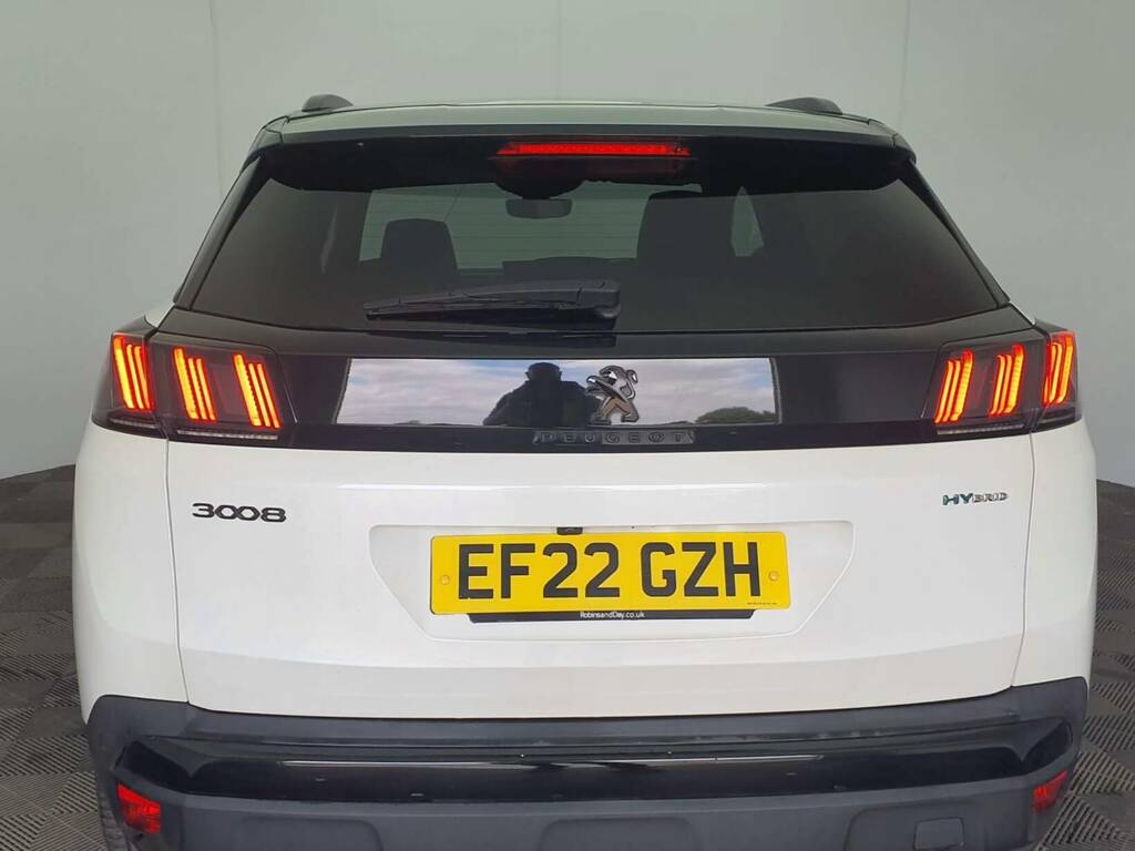 Peugeot 3008 Hybrid 225 E-eat8 8-Speed White #2
