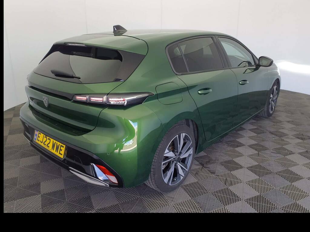 Peugeot 308 1.2 Puretech Allure Eat8 Green #2