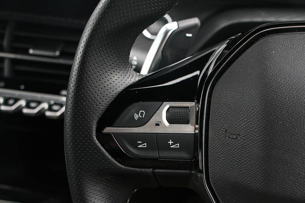 Peugeot 2008 1.2 Puretech Mhev Gt Suv Hybrid E-dsc E #34