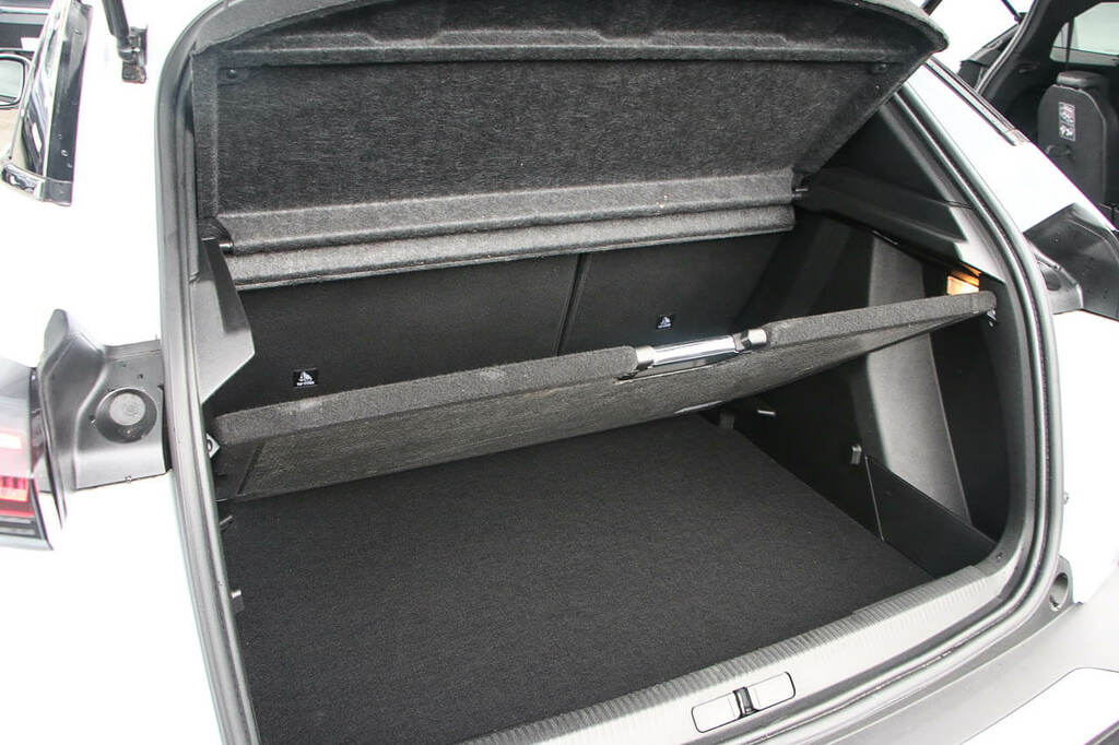 Peugeot 2008 1.2 Puretech Mhev Gt Suv Hybrid E-dsc E #7