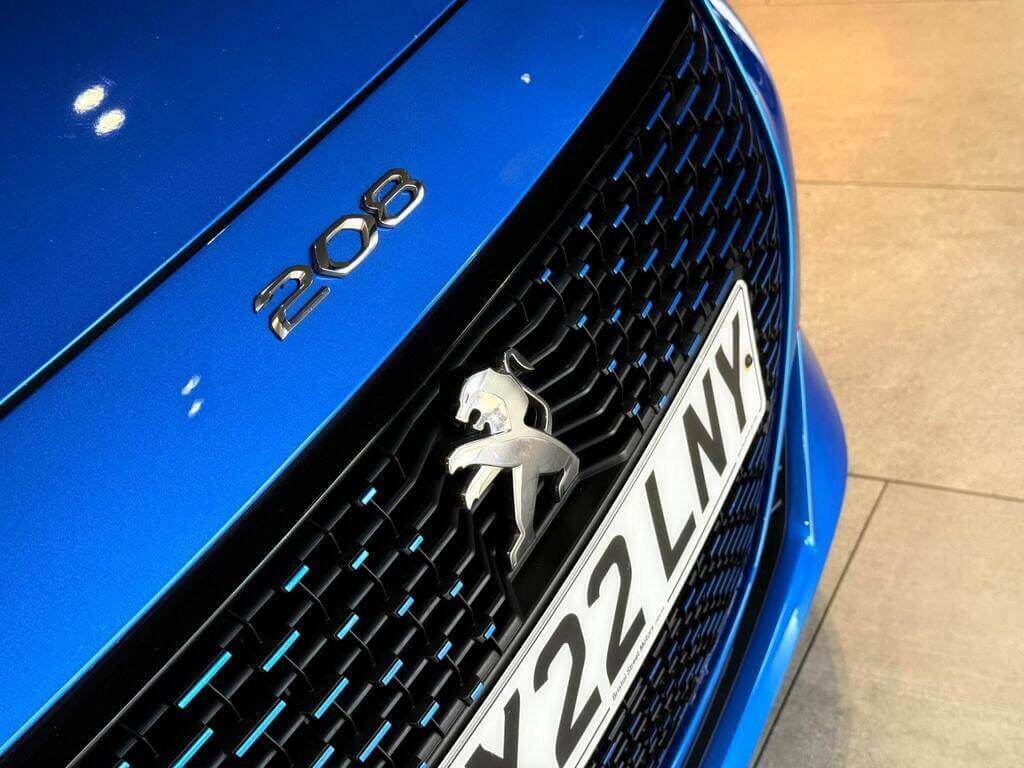 Peugeot e-208 100Kw Gt Premium 50Kwh #8