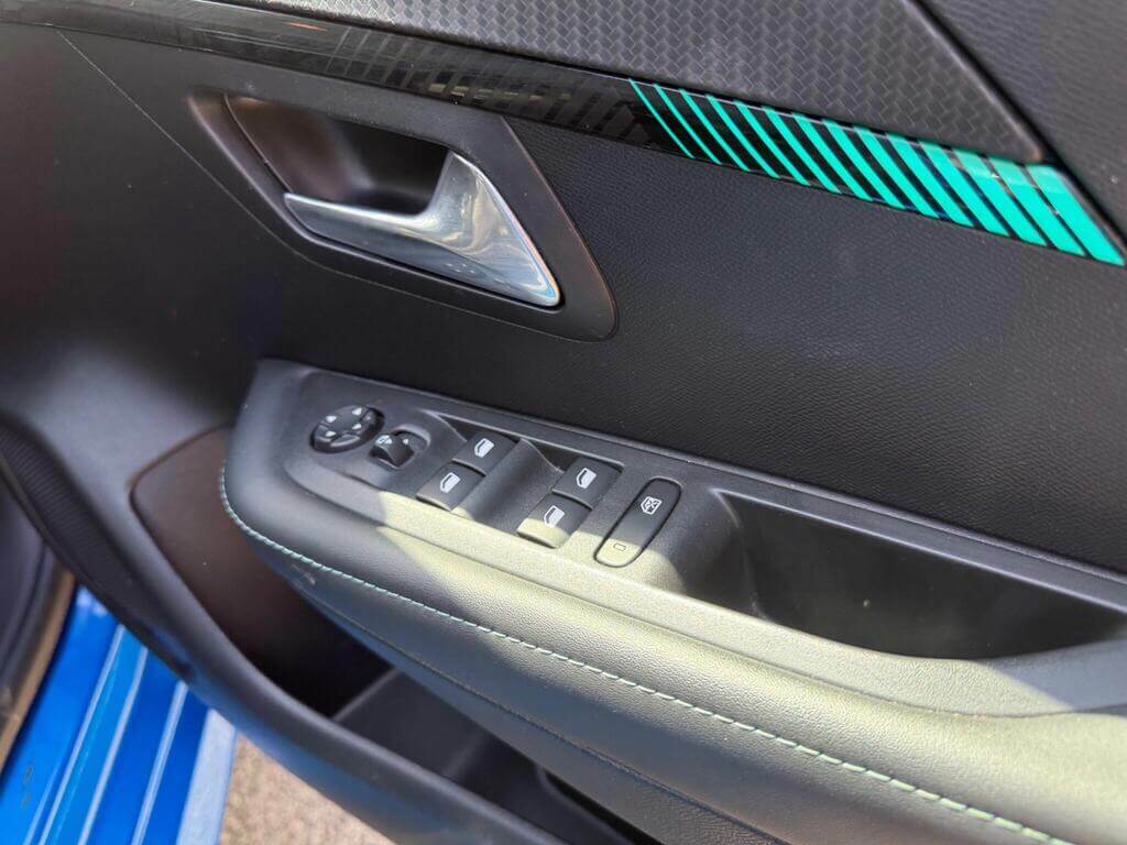 Peugeot e-208 100Kw Gt Premium 50Kwh #34