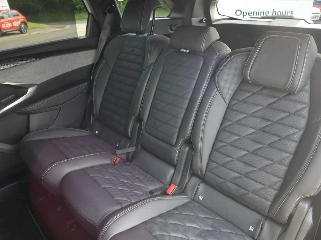Peugeot 5008 1.2 Mhev Gt E-dsc Euro 6 Ss Blue #8