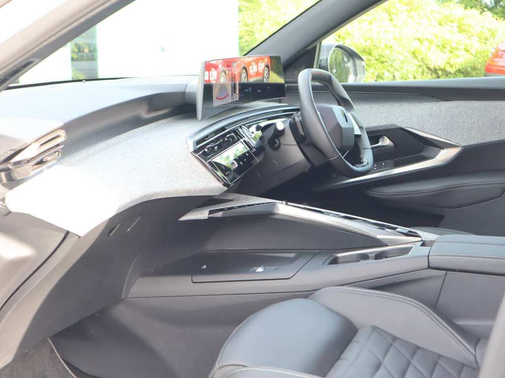 Peugeot 5008 157Kw Gt 73Kwh White #6