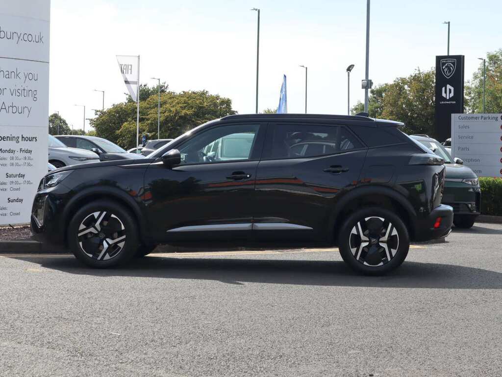 Peugeot 2008 1.2 Puretech 130 Allure Black #3