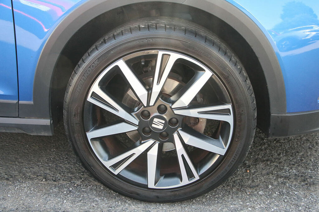 Seat Arona 1.0 Tsi Fr Sport Suv Dsg Black #7