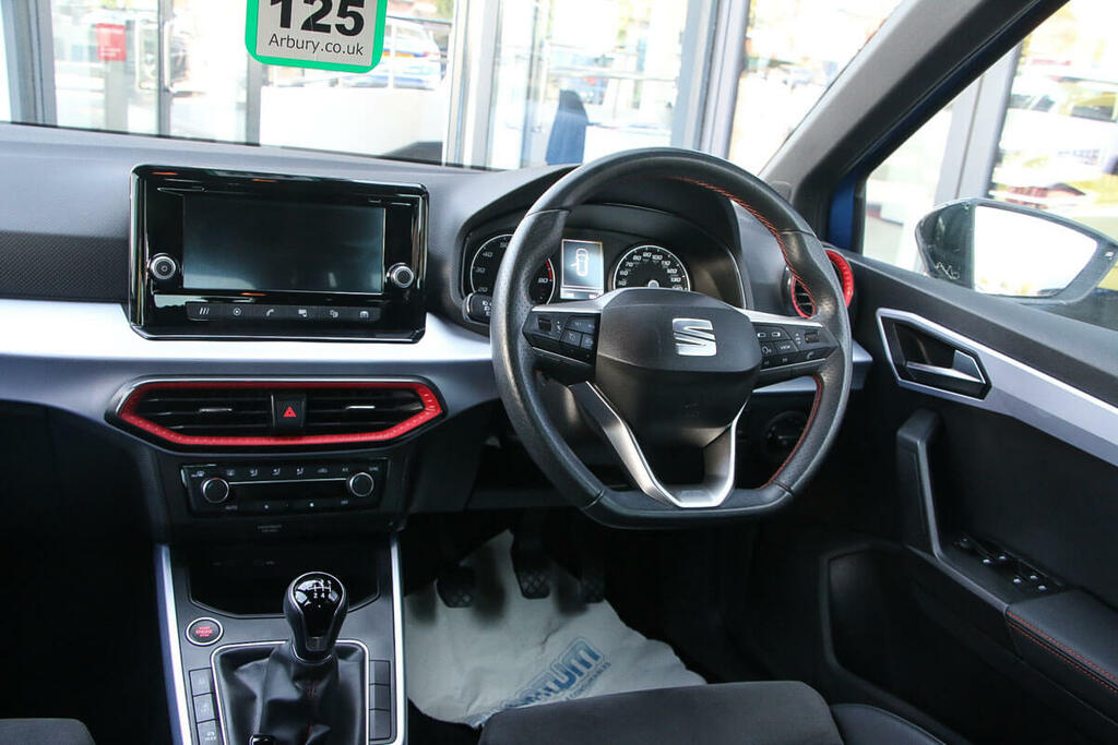 Seat Arona 1.0 Tsi Fr Sport Suv Dsg Black #40