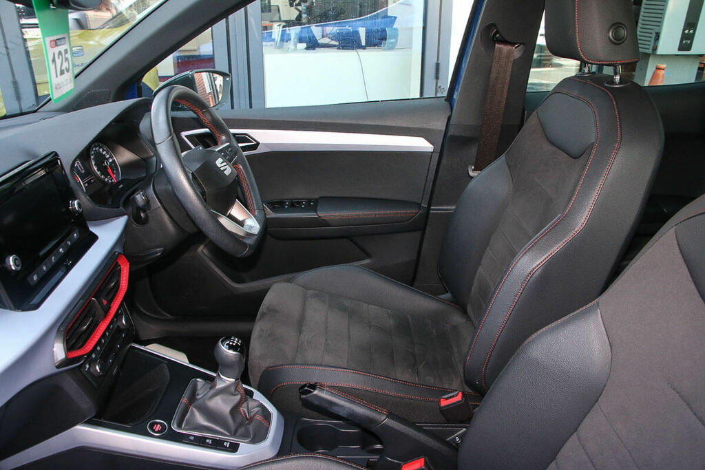 Seat Arona 1.0 Tsi Fr Sport Suv Dsg Black #37