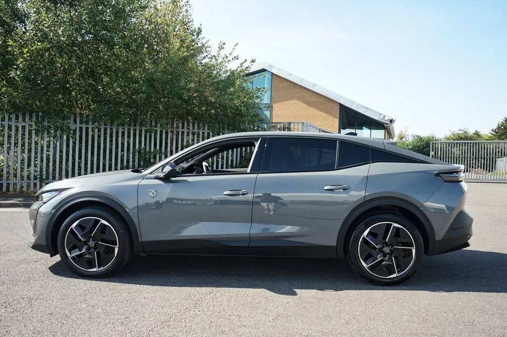 Peugeot 408 1.2 Hybrid 136 Gt E-dsc6 Grey #5