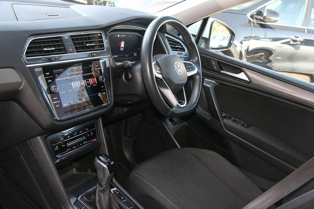 Volkswagen Tiguan Allspace 1.5 Tsi Life Dsg White #2