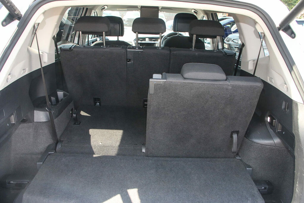 Volkswagen Tiguan Allspace Facelift 1.5 Tsi 150Ps Life Evo White #15