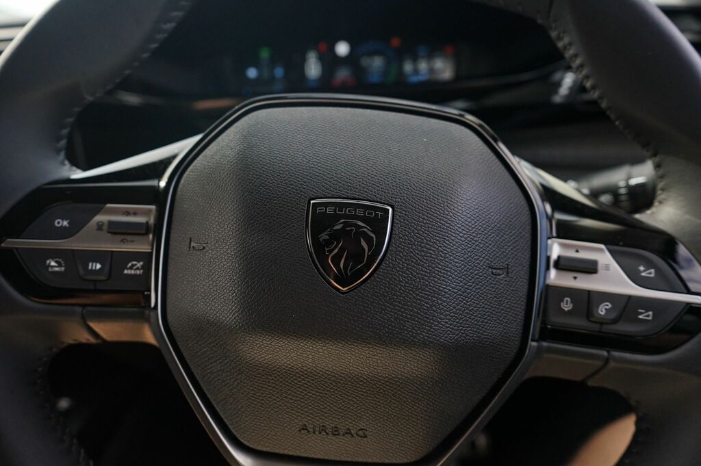 Peugeot 408 1.2 Hybrid Gt Fastback Hybrid E-dsc6 Eu Grey #37
