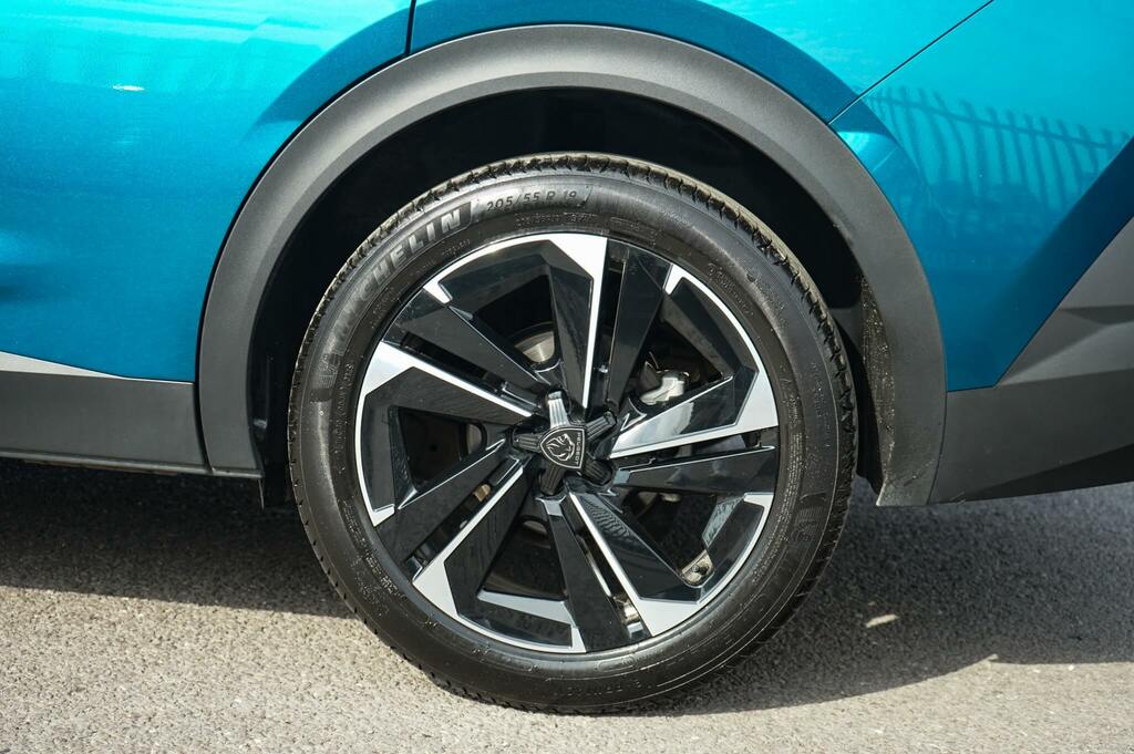 Peugeot 408 1.2 Hybrid Gt Fastback Hybrid E-dsc6 Eu Grey #15