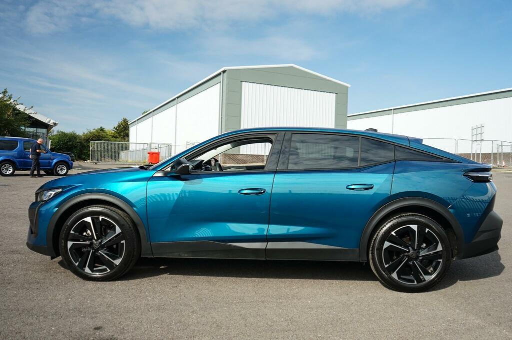 Peugeot 408 1.2 Hybrid 145 Allure E-dsc6 Blue #6