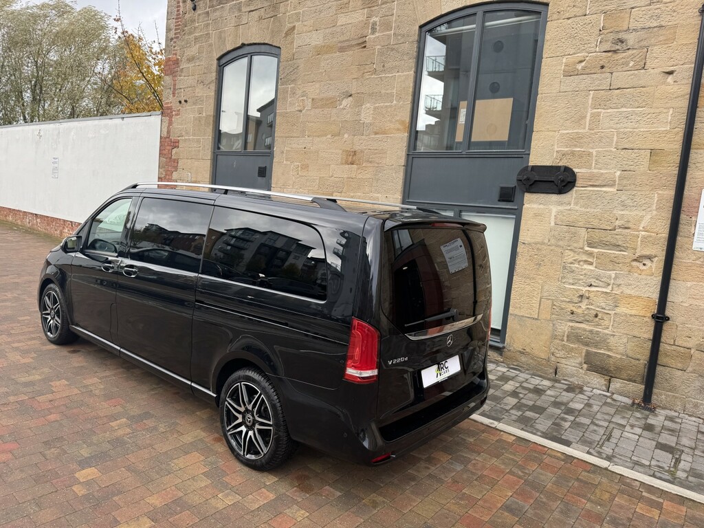 Mercedes-Benz V Class V220 D Amg Line 9G-tronic Long Black #32