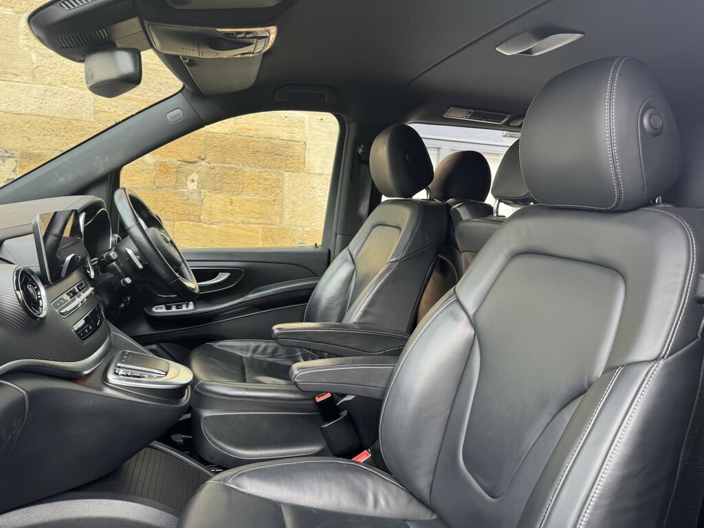 Mercedes-Benz V Class V220 D Amg Line 9G-tronic Long Black #35