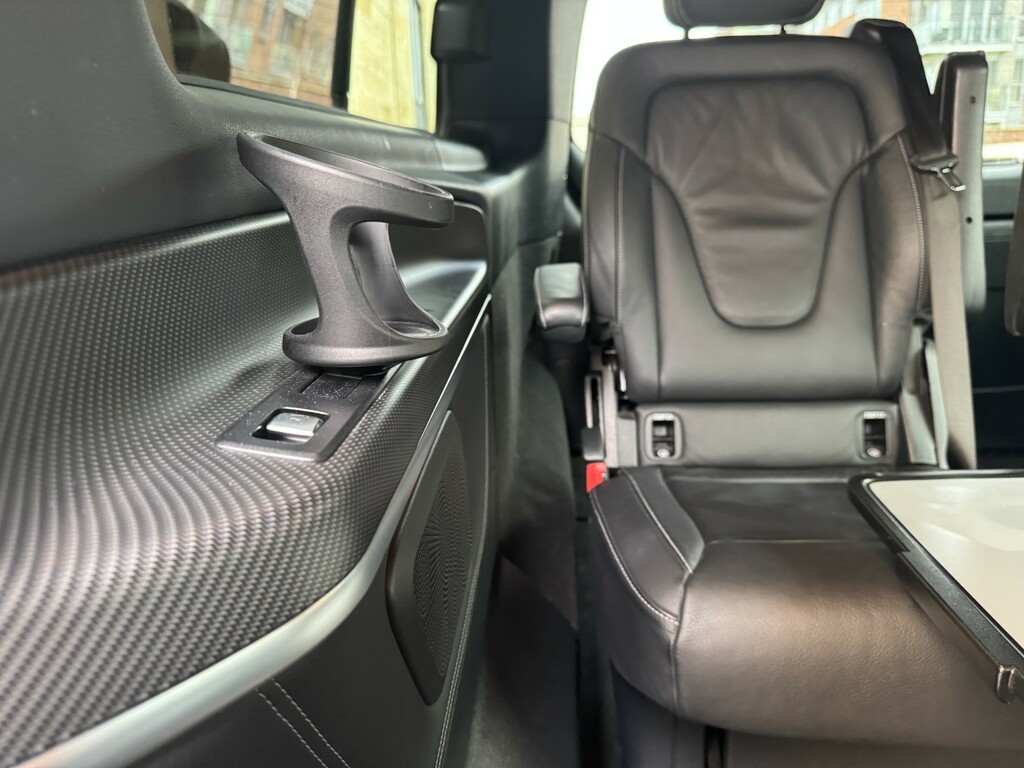 Mercedes-Benz V Class V220 D Amg Line 9G-tronic Long Black #45