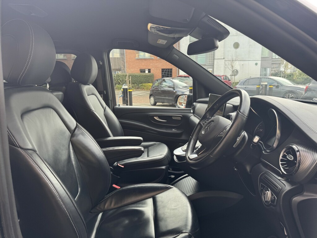 Mercedes-Benz V Class V220 D Amg Line 9G-tronic Long Black #42