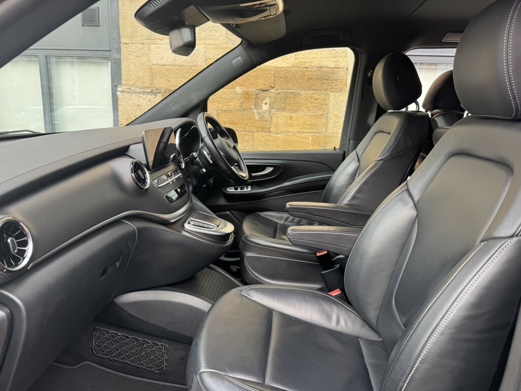 Mercedes-Benz V Class V220 D Amg Line 9G-tronic Long Black #11