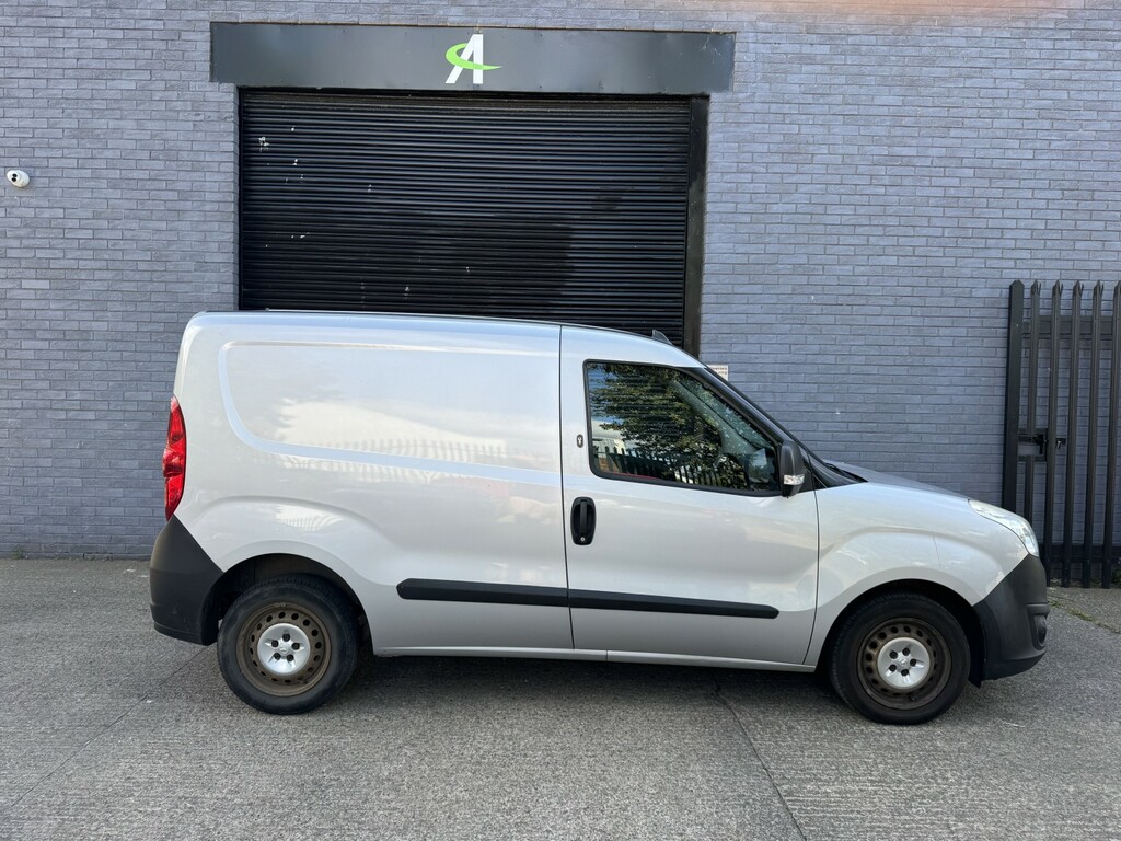Vauxhall Combo 1.3 Cdti 2000 Ecoflex 16V Silver #5
