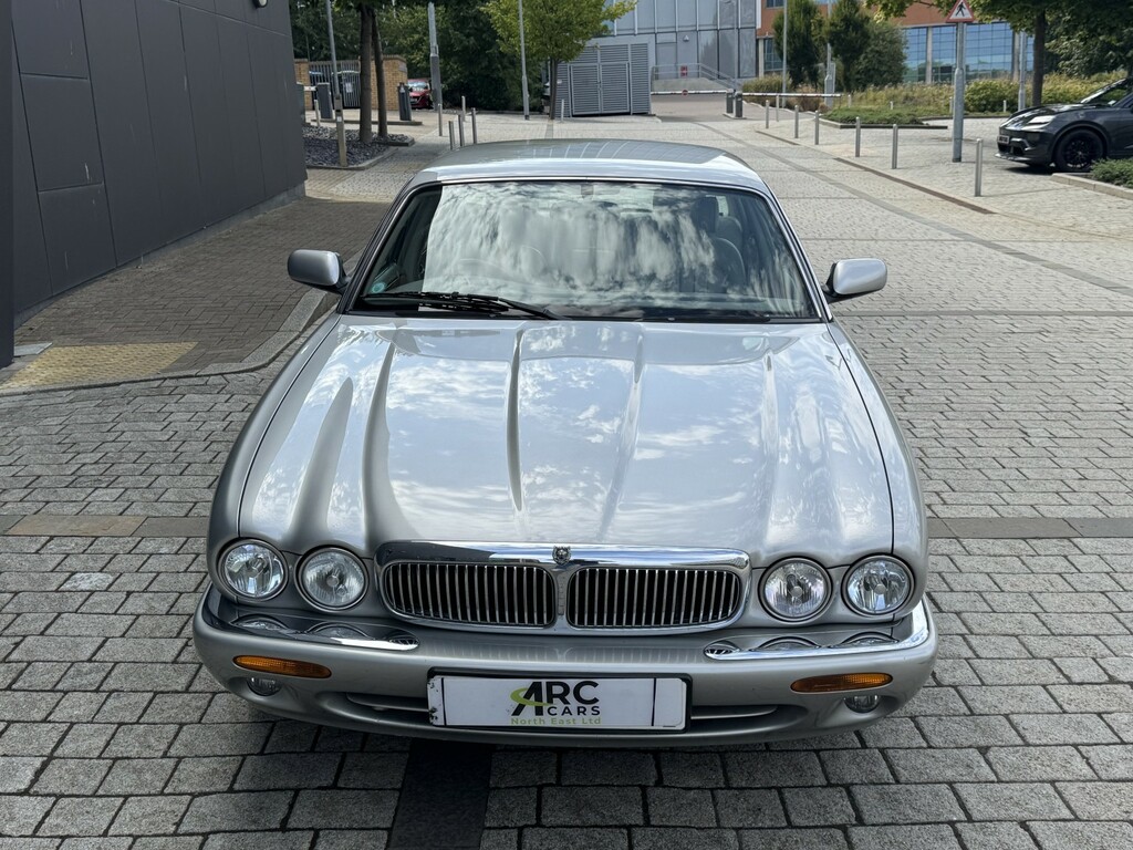 Jaguar XJ 1998 Silver #2