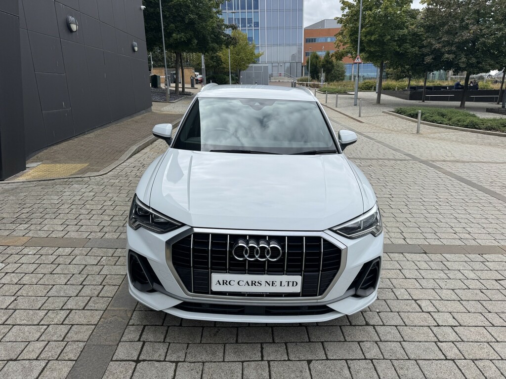 Audi Q3 1.5 Tfsi Cod 35 S Line 2019 DA19FCO White #2