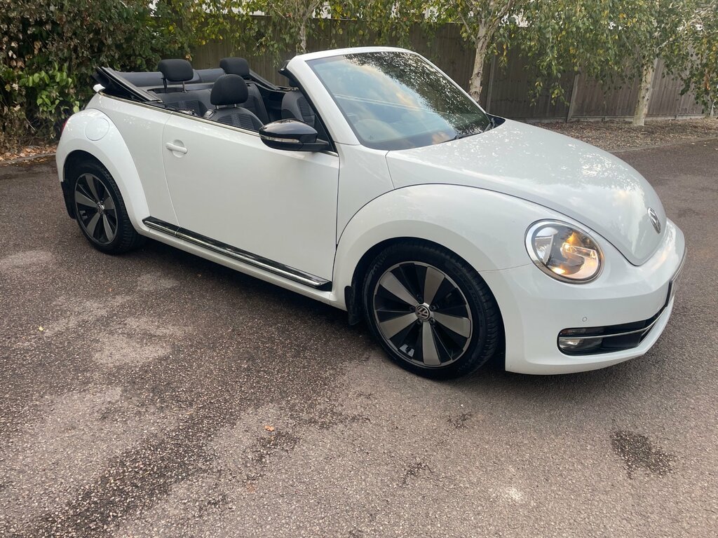 Volkswagen Beetle 2.0 Tdi Bluemotion Tech Sport Cabriolet White #5