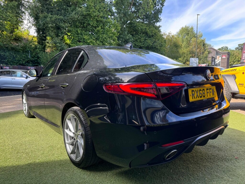 Alfa Romeo Giulia 2.0T Veloce Saloon Euro 6 Ss 2 #4