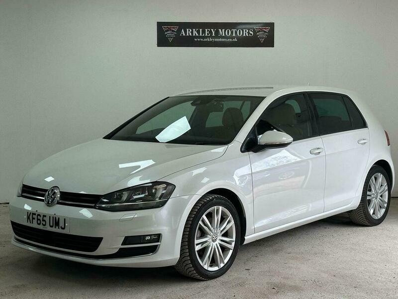 Volkswagen Golf 1.4 Tsi Bluemotion Tech White #2