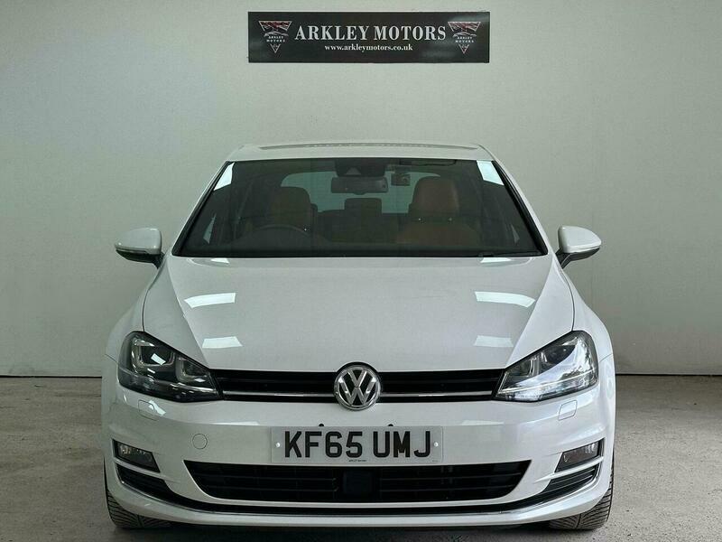 Volkswagen Golf 1.4 Tsi Bluemotion Tech White #3