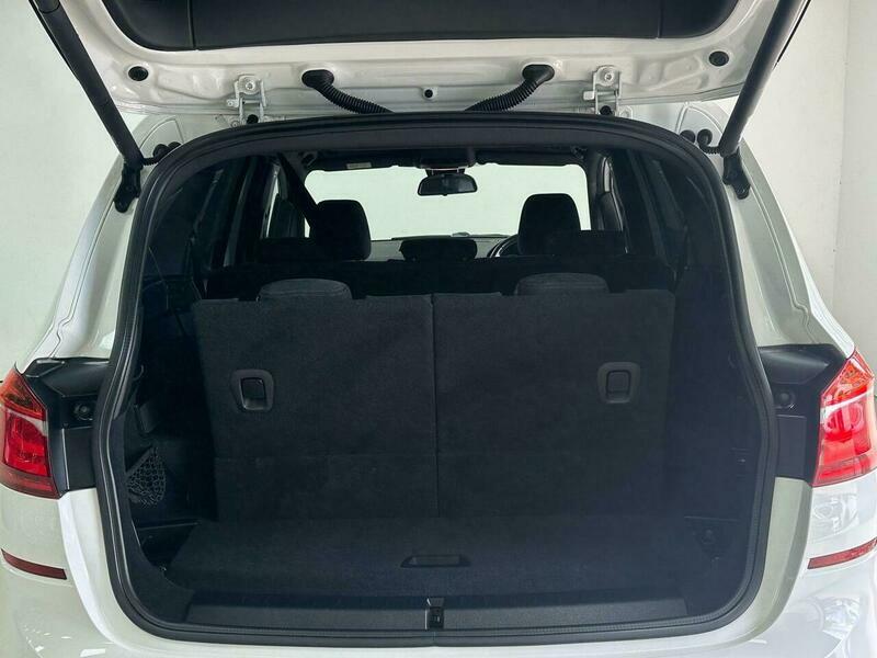 BMW 2 Series 2.0 220D M Sport 188 Bhp Grey #41