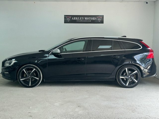 Volvo V60 Volvo Sportswagon D3 136 Se Lux Nav Blue #7