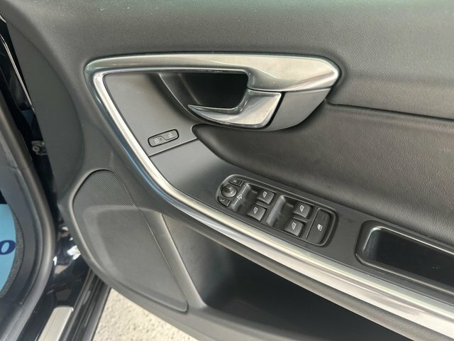 Volvo V60 Volvo Sportswagon D3 136 Se Lux Nav Blue #31