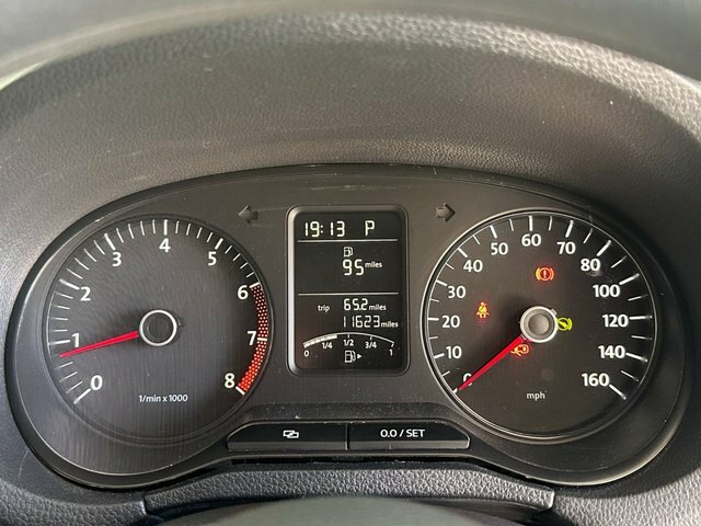 Volkswagen Polo Cross Polo 1.2 Tsi Orange #16
