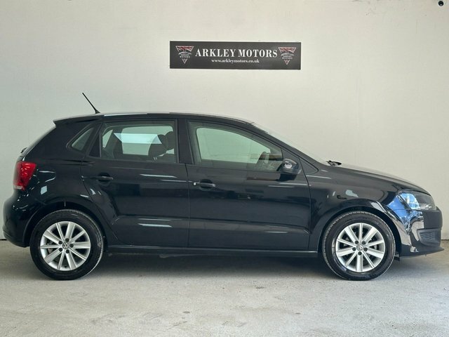 Volkswagen Polo Tsi Bluemotion Tech Se Black #6
