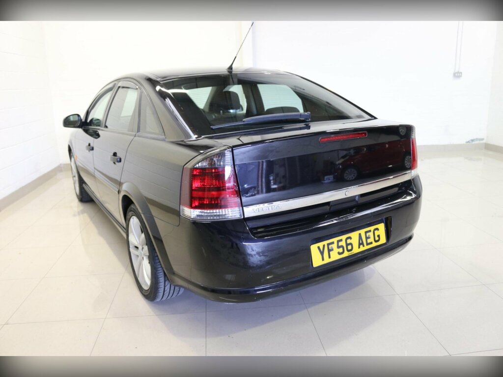 Vauxhall Vectra 1.8 Vvt Life Black #4