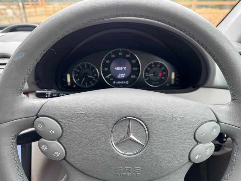 Mercedes-Benz CLK 320 Avantgarde Silver #9